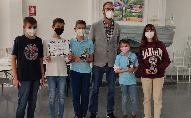 Los jóvenes ajedrecistas del Ruy López reafirman su gran nivel en los JUDEX y en el Campeonato de Extremadura de Ajedrez por Edades
