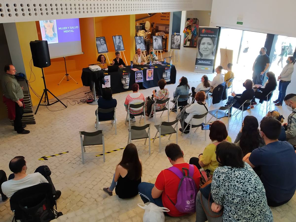 'Mujer y salud mental' a debate durante la jornada organizada por Feafes y el ayuntamiento