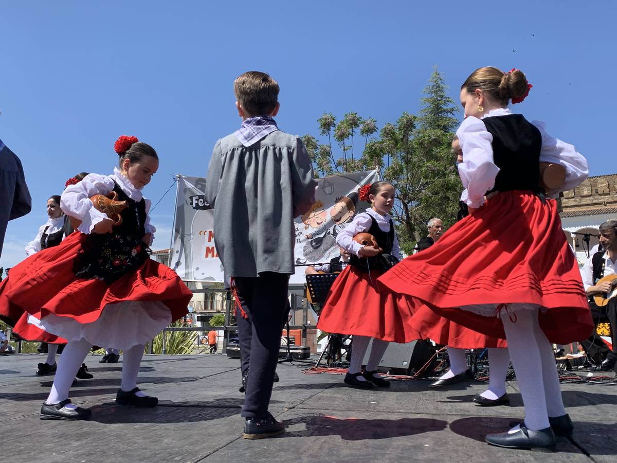 El Grupo Coros y Danzas El Castellar entrega este viernes los premios de sus Juegos Florales de la Poesía Dulce Chacón Primavera 2022