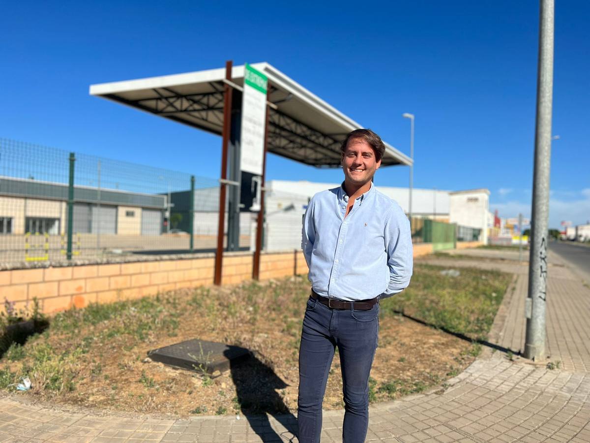 El PP denuncia que el Centro de Transportes siga cerrado y sin dar servicio