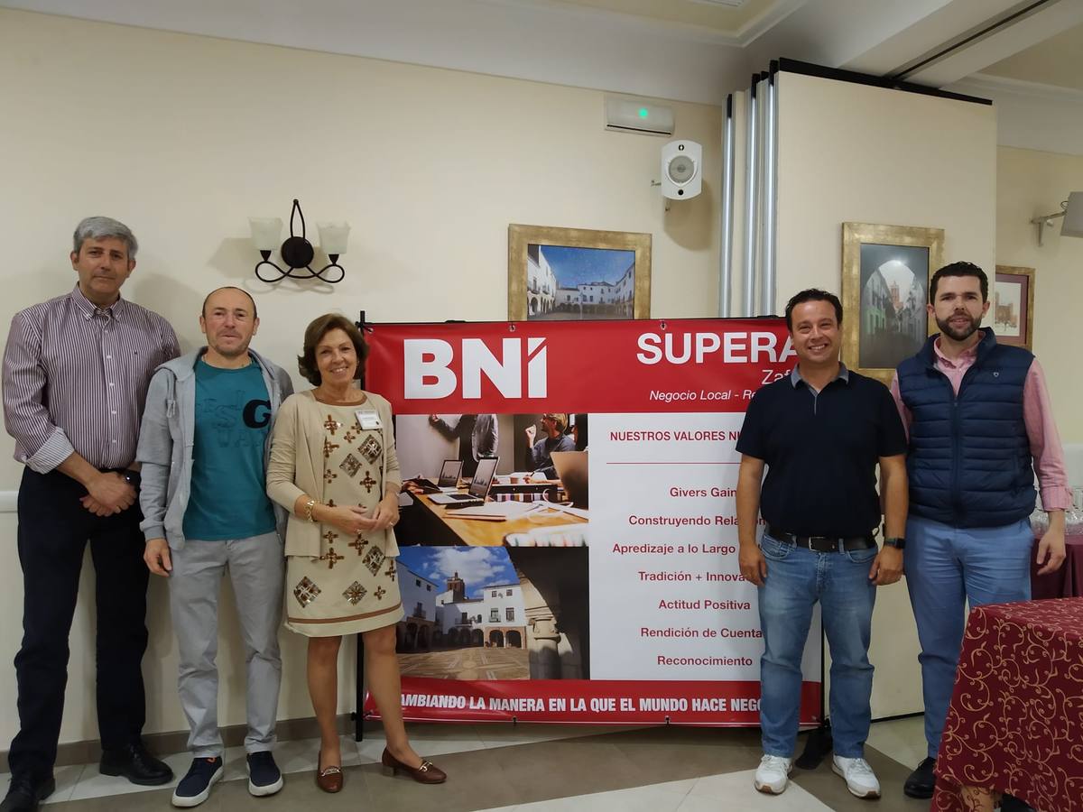 La asociación de empresarios BNI Zafra organiza una cena solidaria a favor de Afade y Fundación Asmi