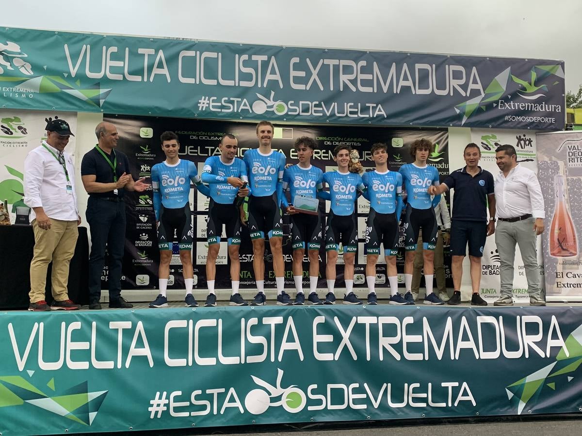 El Equipo Eolo Kometa ha sido el mejor equipo de la primera etapa de la Vuelta Ciclista a Extremadura celebrada en Zafra