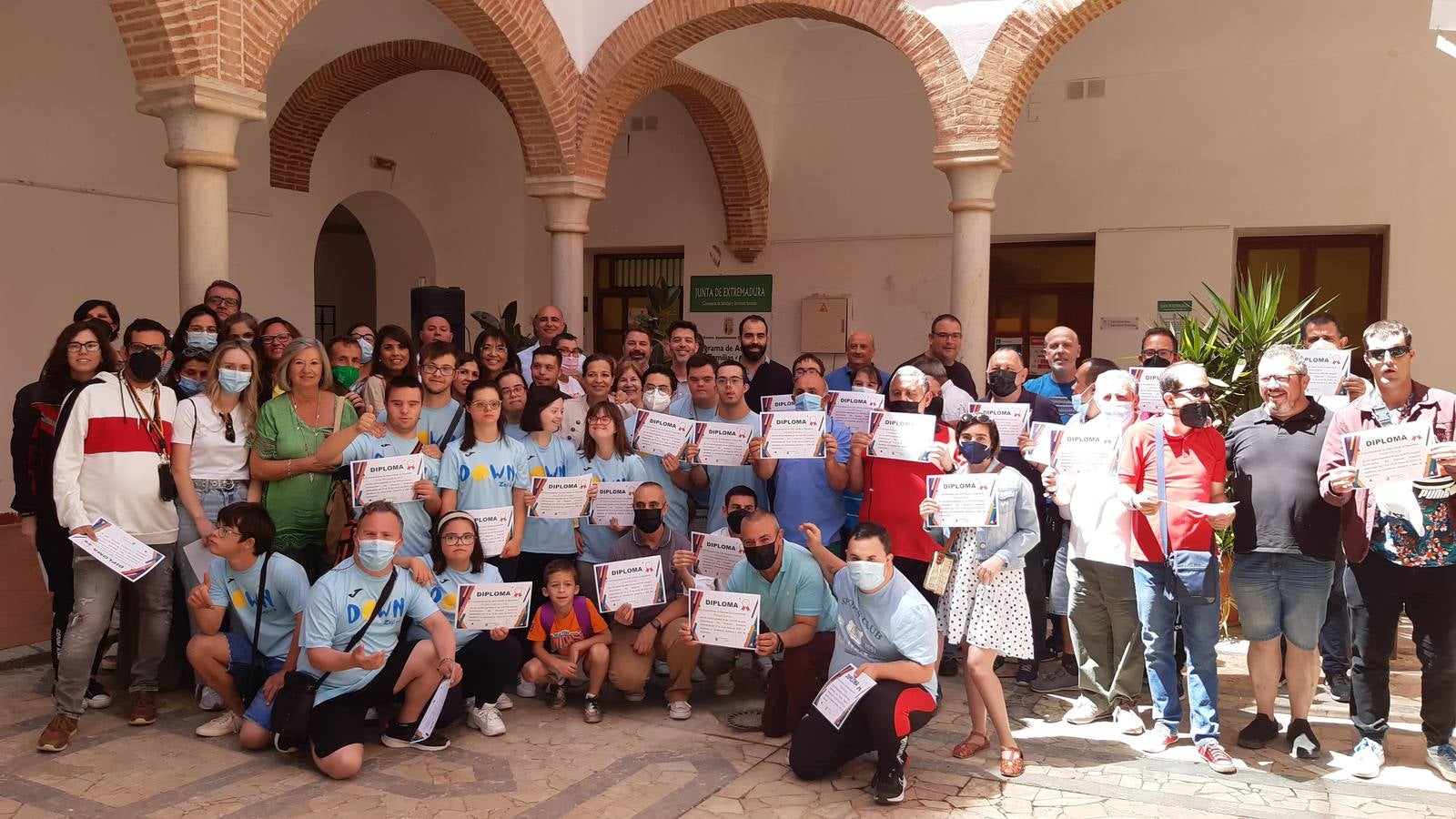 El ayuntamiento homenajea a las entidades deportivas de Zafra que participaron en la última edición de los Jedes