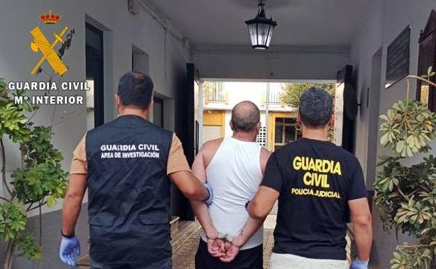 El vecino de Zafra detenido por la quema de contenedores en Zafra pasa a disposición judicial