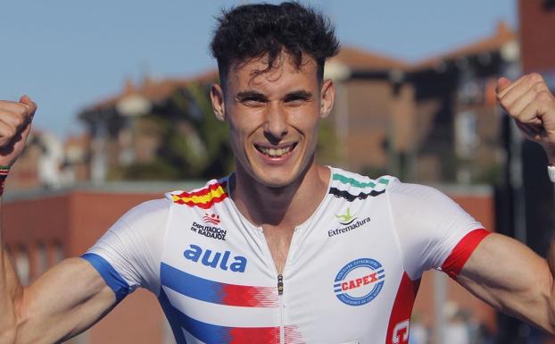 David Barroso se proclama campeón de España Sub-23 en 800 metros lisos