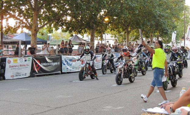 Gran ambiente y mucho público durante el Motorshow en el recinto ferial