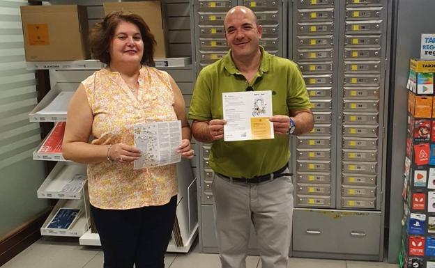 Correos ofrece en su Oficina de Zafra un mapa para descubrir los encantos de la Ruta Mozárabe-Vía de la Plata