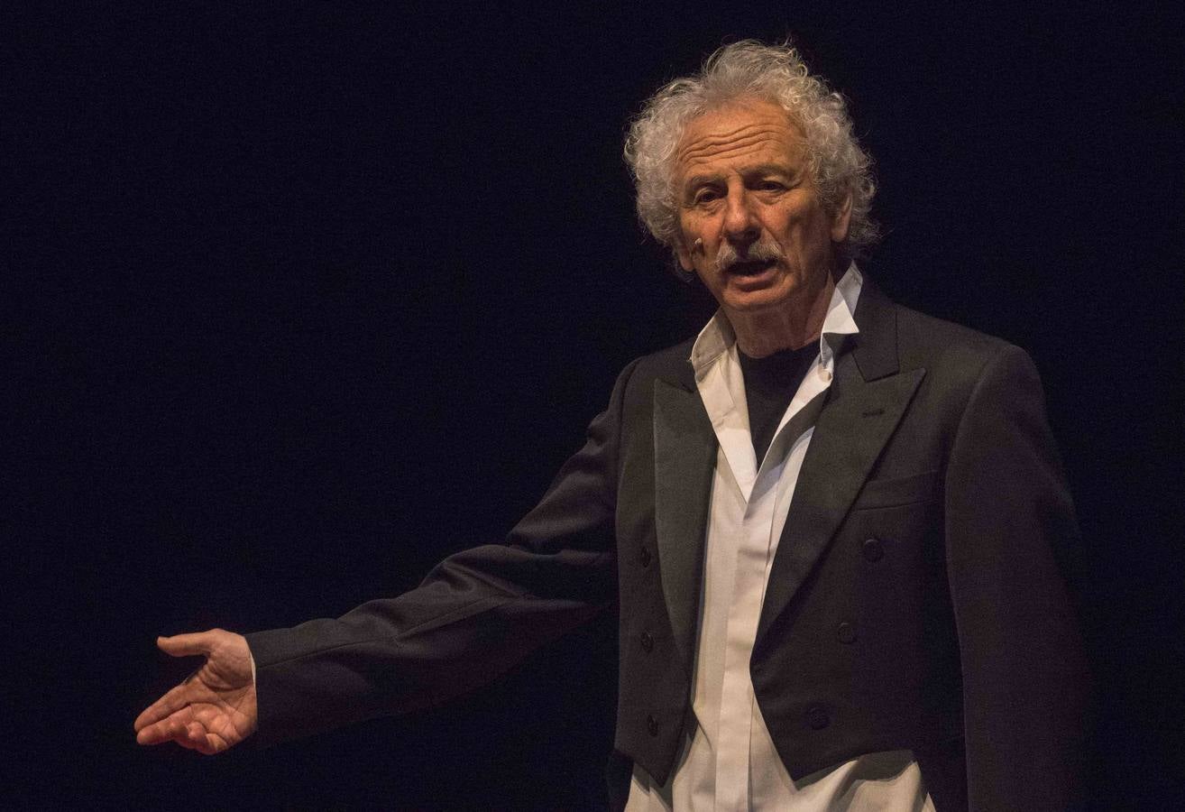 El Brujo pone esta noche el broche de oro al festival 'La Plaza con Humor'