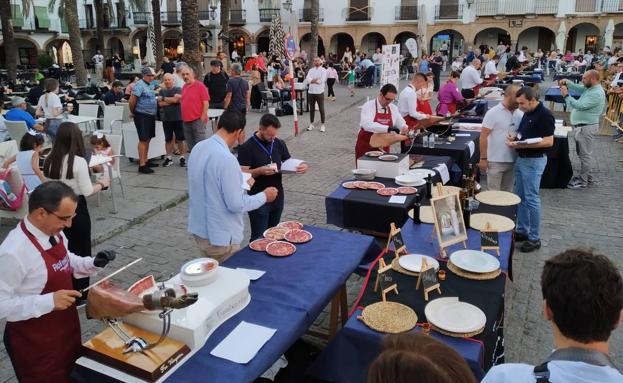 El cacereño Eduardo Barrero gana el I Concurso Nacional de Corte de Jamón Ciudad de Zafra