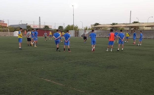 El CD Zafra arranca la nueva temporada en Monesterio