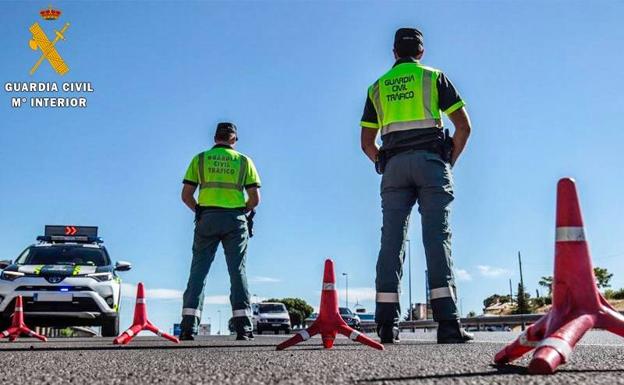 Tráfico pone en marcha una nueva campaña de vigilancia centrada en las distracciones
