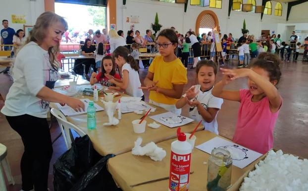 Más de 200 niños y niñas se han divertido en el Festival Infantil San Miguelino