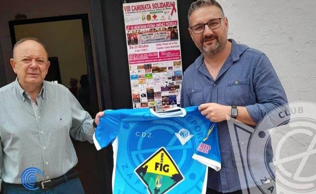 El Club Deportivo Zafra muestra su apoyo y se suma a la lucha contra el cáncer