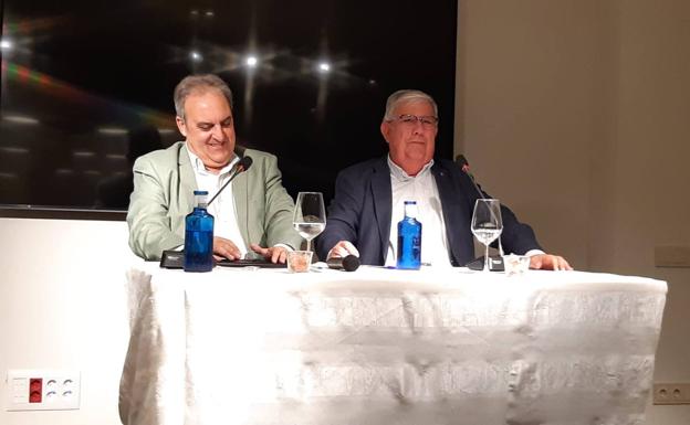 Presentado el libro 'Historia de la Diter' de Luis Núñez Díaz de Terán