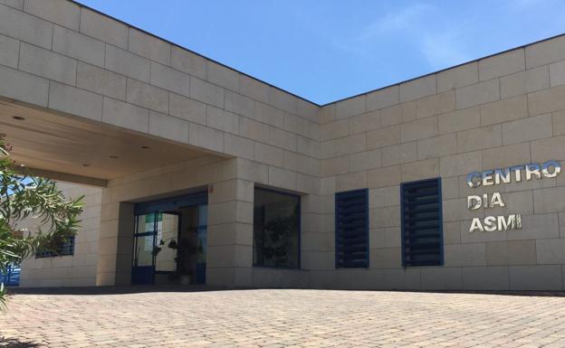 Fundación ASMI crea la Escuela de Familias para ayudar a familiares de personas con deterioro cognitivo