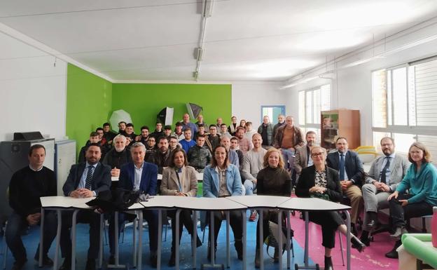 El IES Suárez de Figueroa da a conocer su proyecto de instalación de una comunidad energética