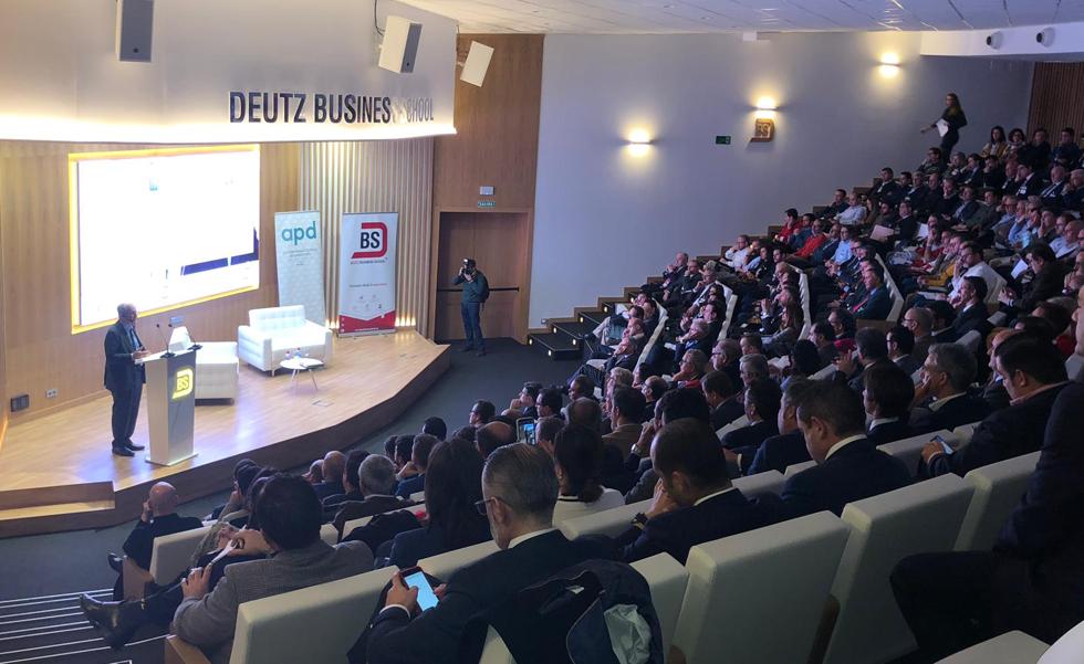 Deutz Business School acoge una jornada sobre las novedades fiscales, laborales y mercantiles para 2023