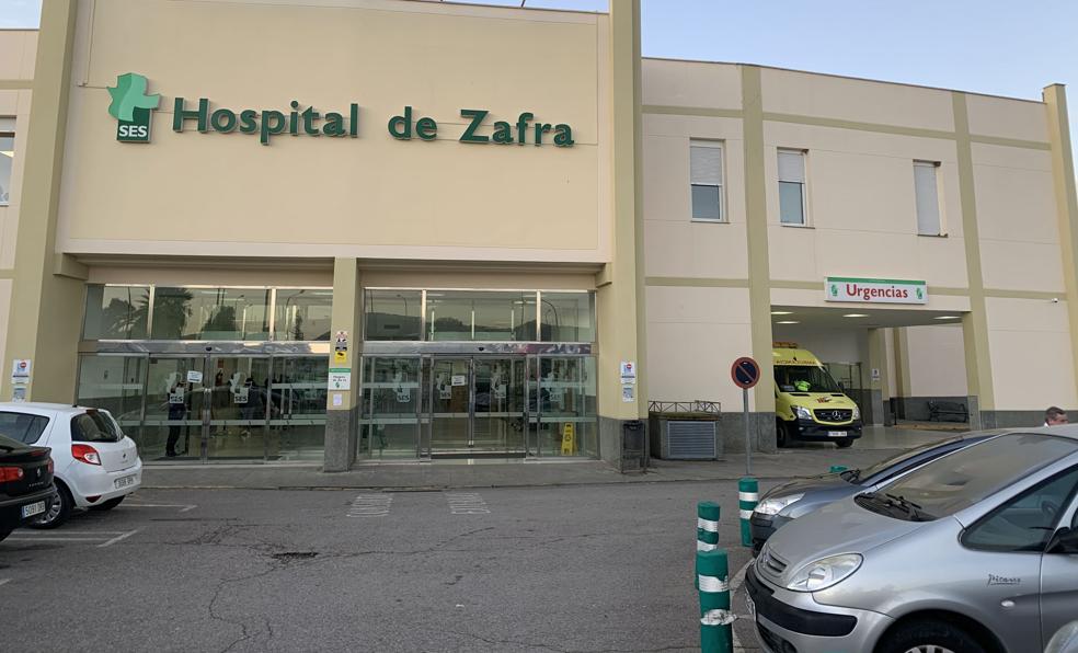 Cuatro heridos en una colisión frontal de dos vehículos