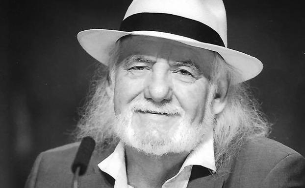 Miguel Nieto recibirá mañana la Medalla de Zalamea en un homenaje a título póstumo