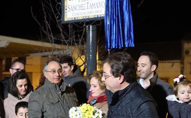 La localidad dedica una plaza al concejal socialista Pedro Sánchez Tamayo