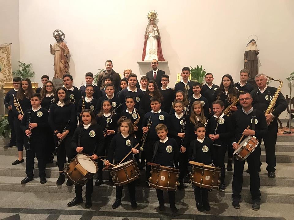 La banda municipal de música interpretó con éxito el II concierto sacro de la localidad