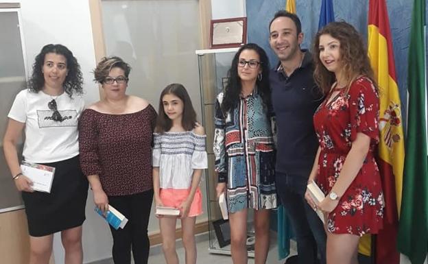 El alcalde recibió un año más a los alumnos con mejores expedientes de la localidad