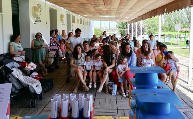 La guardería finaliza el curso con la fiesta de graduación