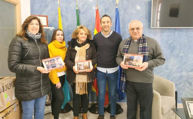 El Ayuntamiento de Zalamea entrega los premios de los concursos de Navidad