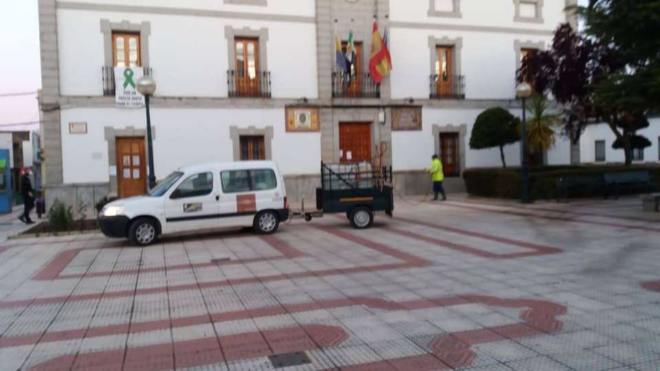 Zalamea lleva a cabo una nueva desinfección de los espacios públicos