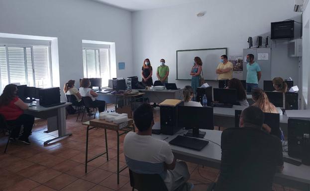 Presentación de la Escuela Profesional Dual 'Serena Horizonte' en Zalamea de la Serena /cedida