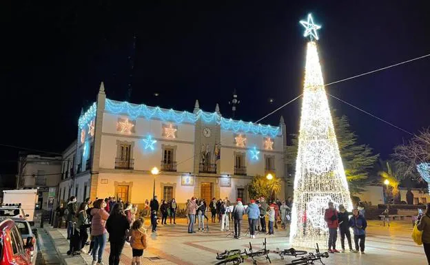 La Banda de Música celebra un concierto en Higuera y microconciertos navideños por las calles de Zalamea