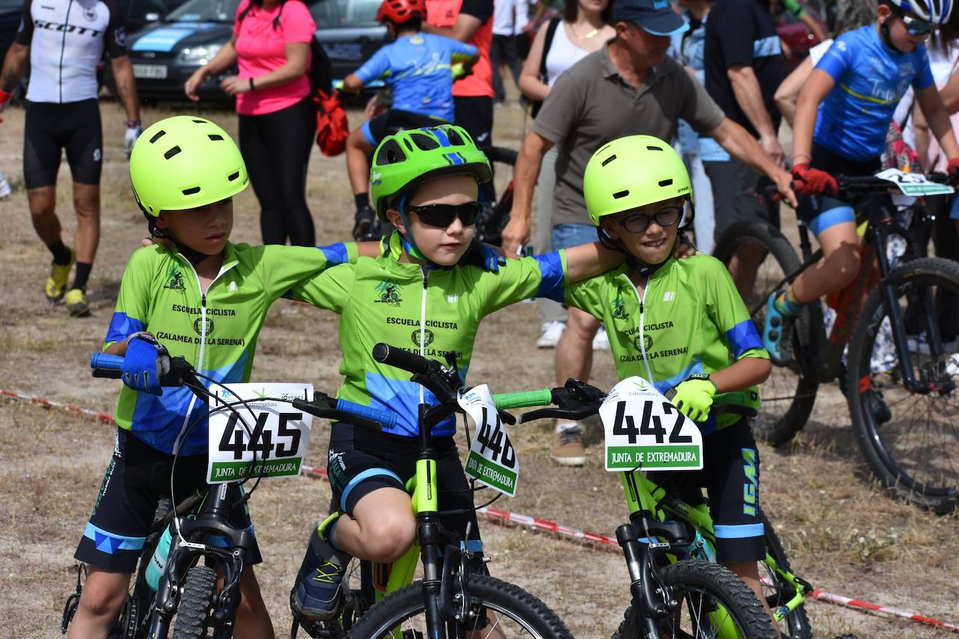 Tres alumnos de la Escuela Ciclista Diexle Zalamea participan este domingo en la clausura de los JUDEX BTT