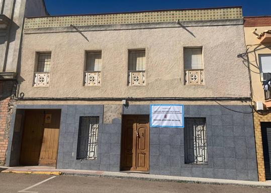 El Ayuntamiento adquiere una casa situada en la Plaza Calderón de la Barca